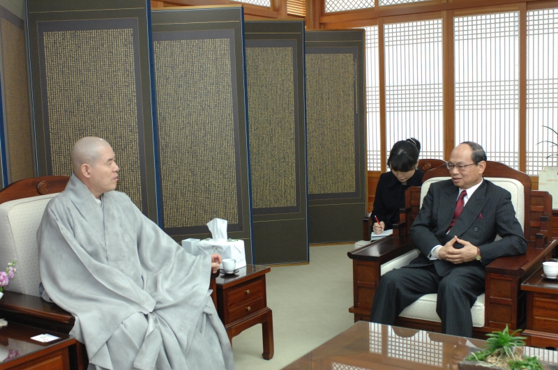 2010.03.17_주한대만 대사 예방 (12)